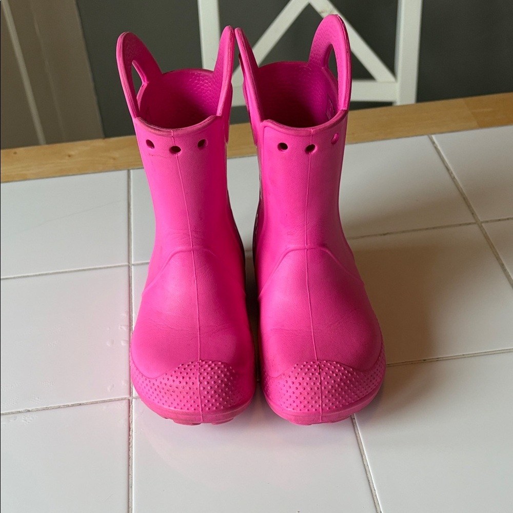 CROCS Kids Pink Rain Boots c11